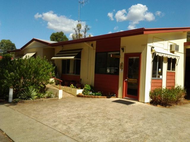 Wagon Wheel & Units Motel 2*